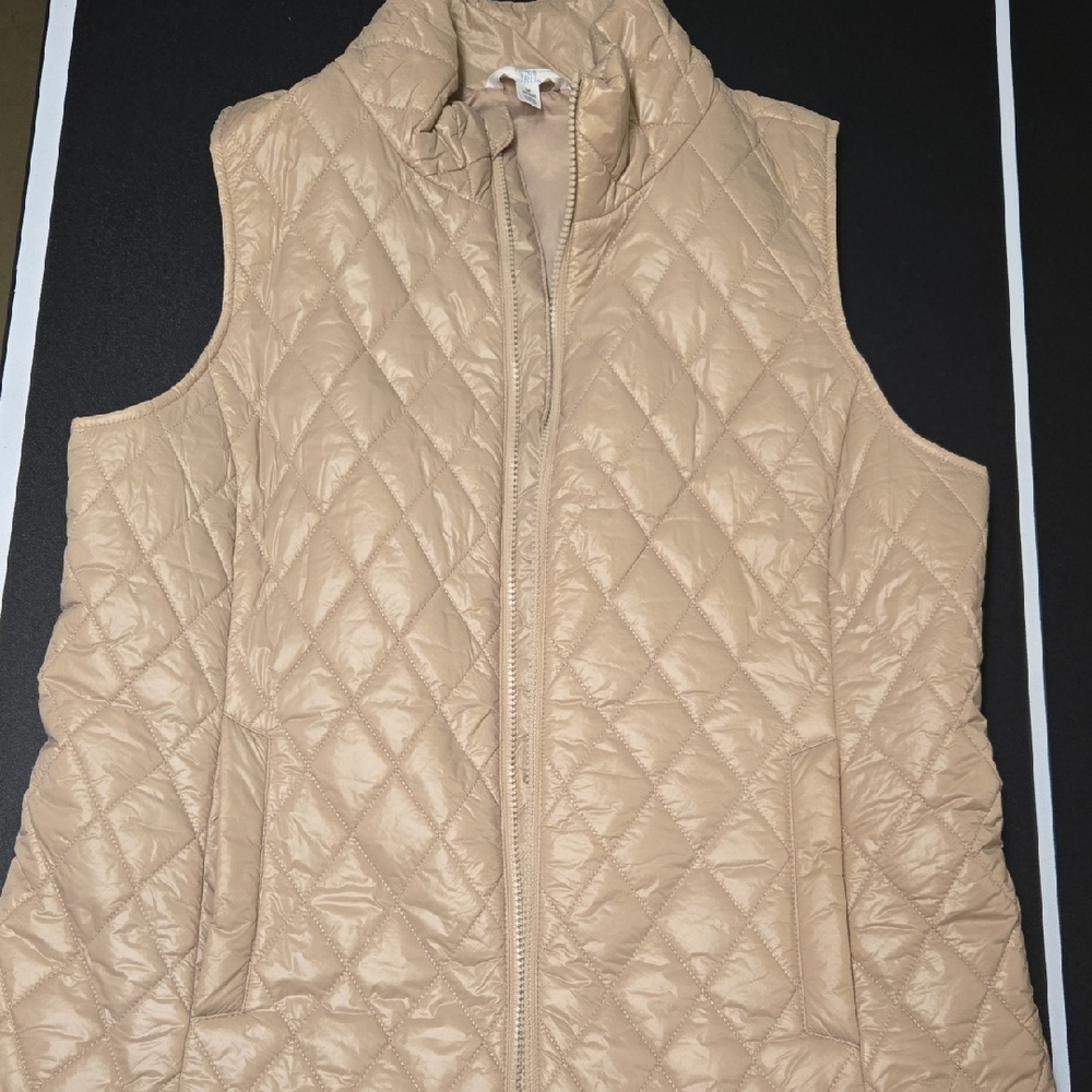 Time and Tru Beige Quilted Vest